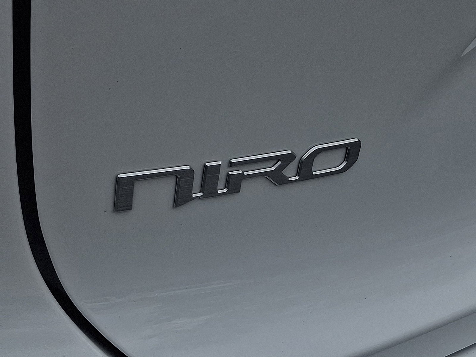 New 2025 Kia Niro Wind image 22