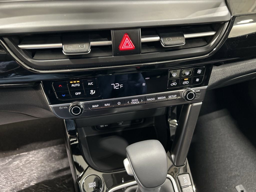 New 2026 Kia Seltos S AWD/4WD image 21