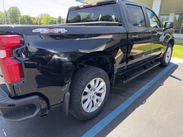Used 2020 Chevrolet Silverado 1500 Custom w/ Custom Value Package AWD/4WD image 18