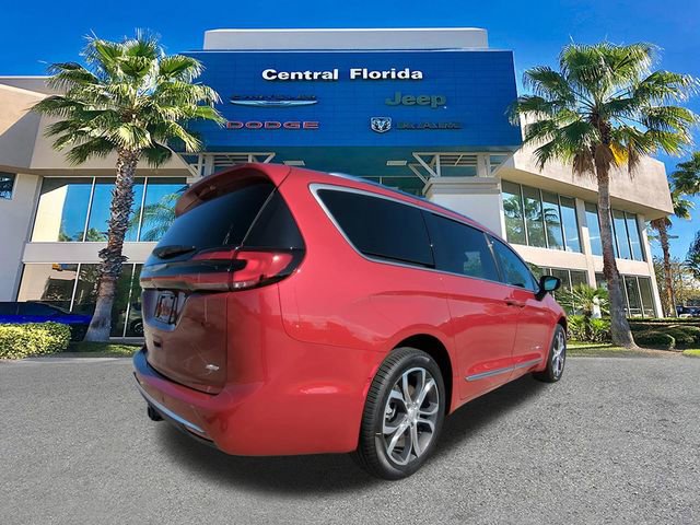 New 2026 Chrysler Pacifica Pinnacle w/ Trailer Tow Group image 5