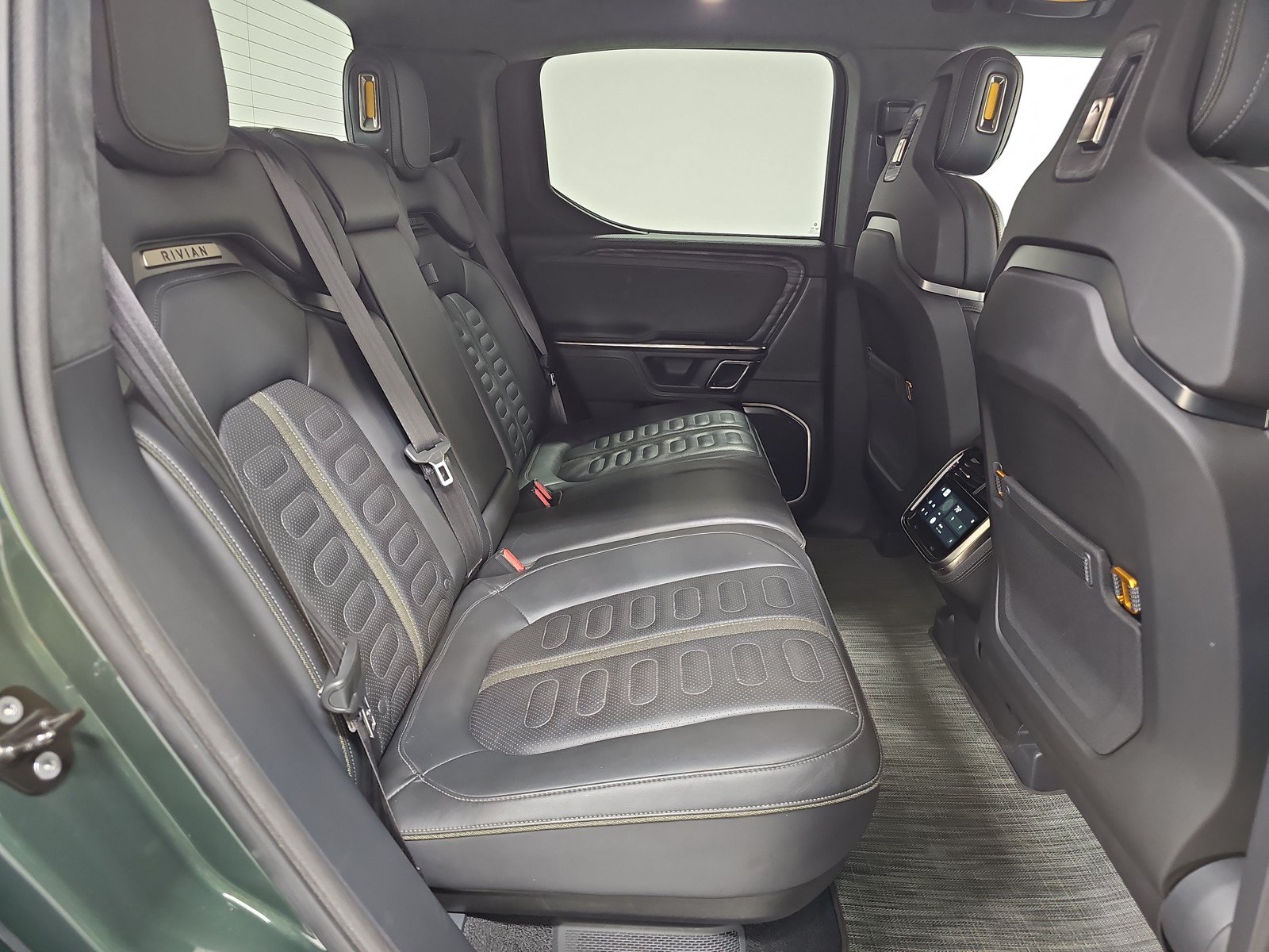 Used 2022 Rivian R1T Adventure AWD/4WD image 22