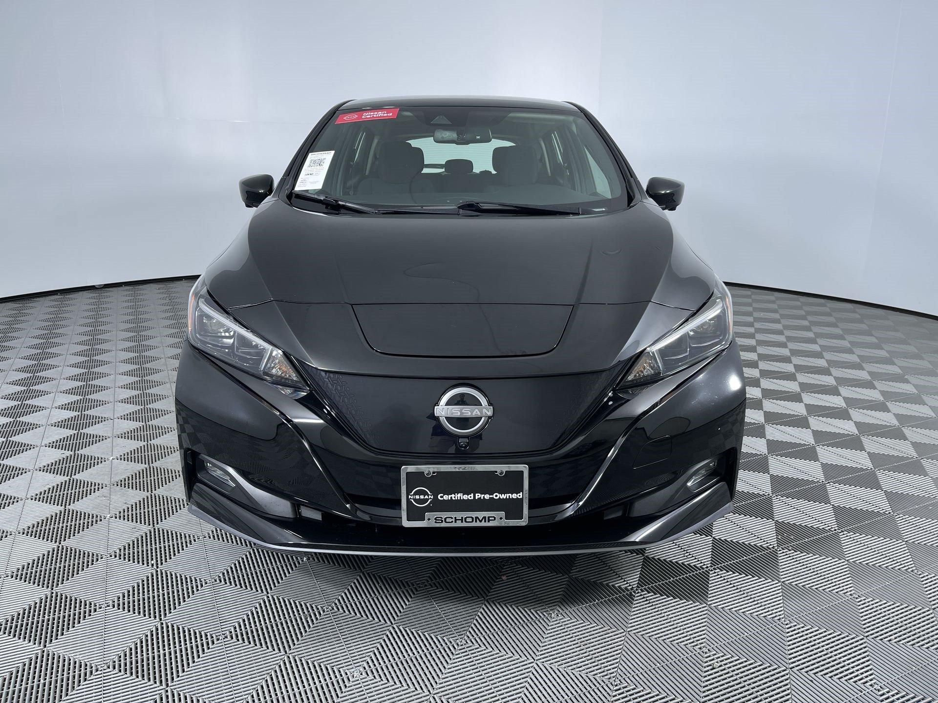 Certified 2025 Nissan Leaf SV Plus FWD image 30