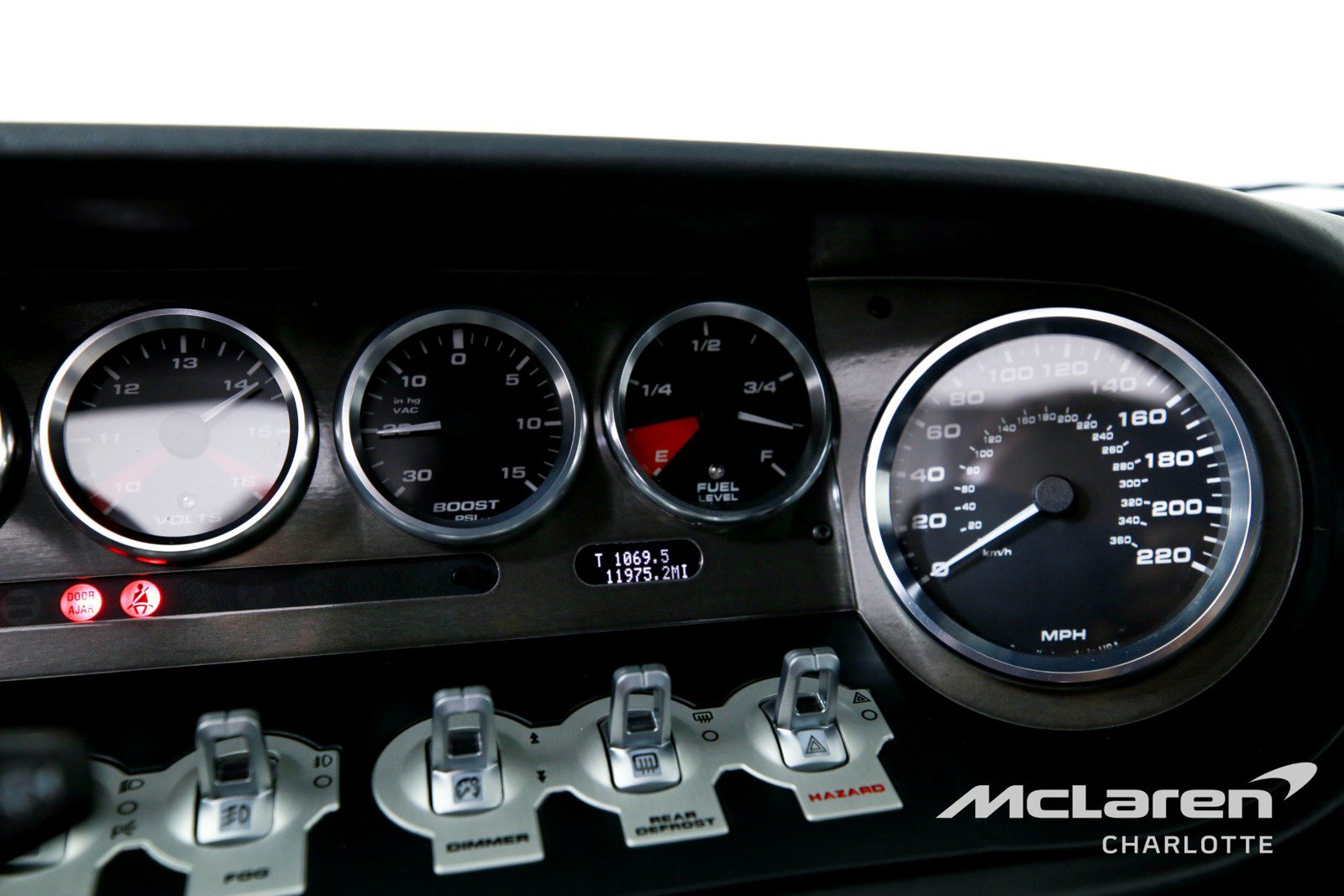 Used 2005 Ford GT RWD image 14