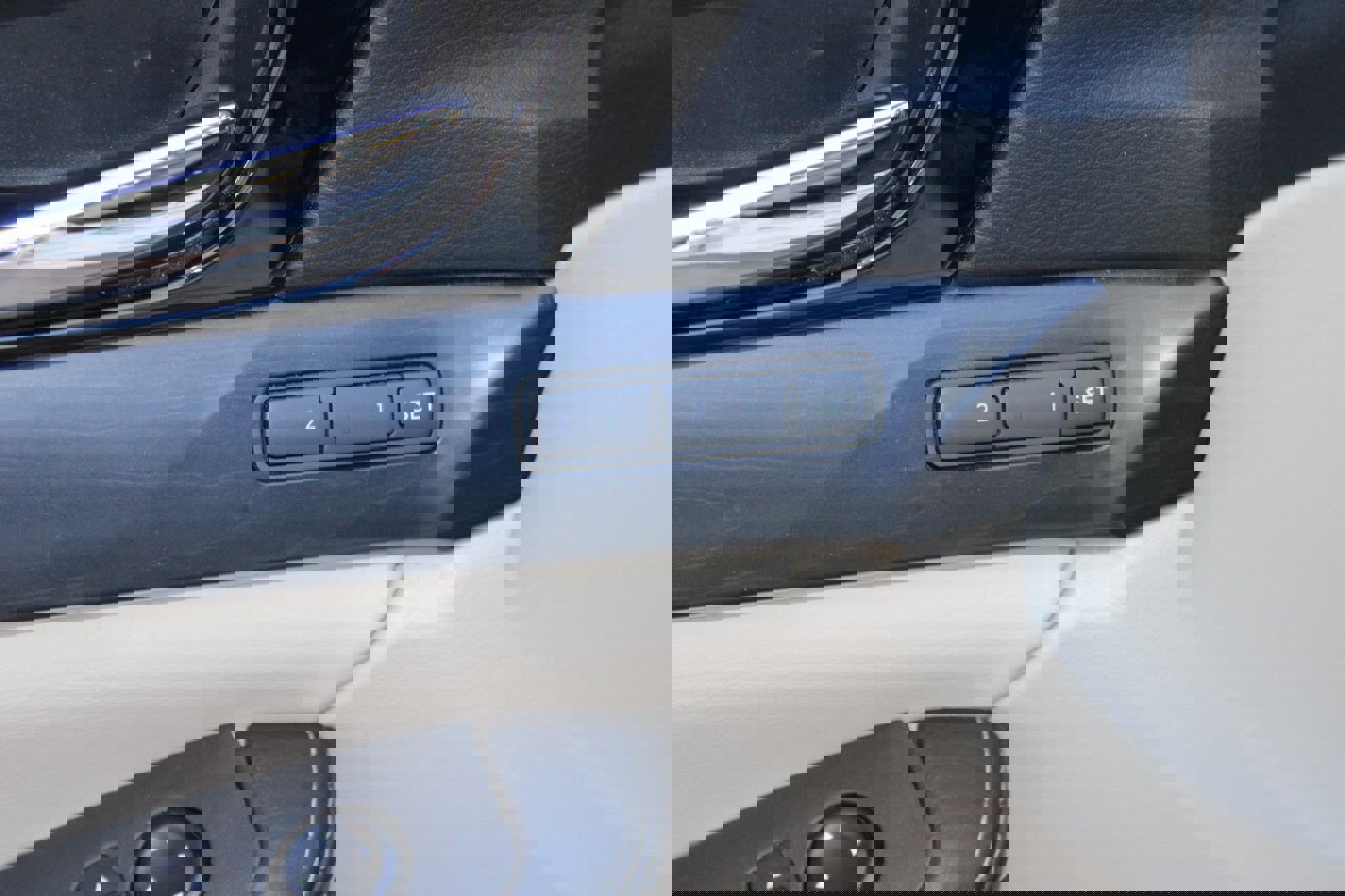 Used 2023 Nissan Maxima Platinum w/ Sport Mat Group image 22