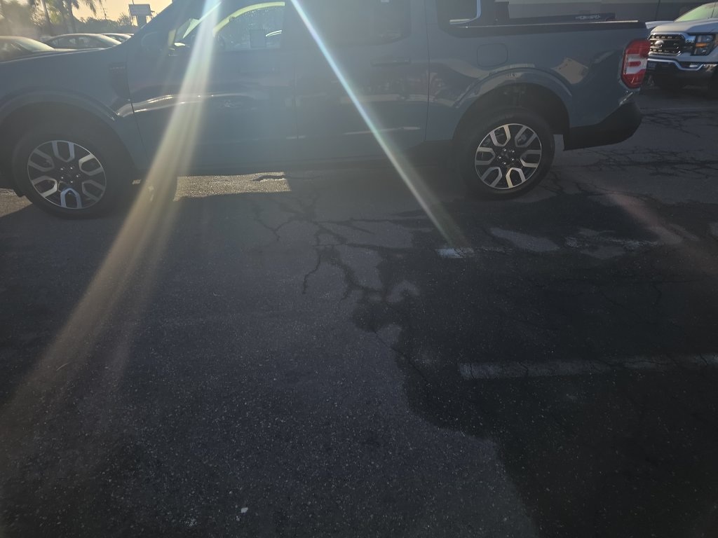 Used 2023 Ford Maverick Lariat FWD image 2