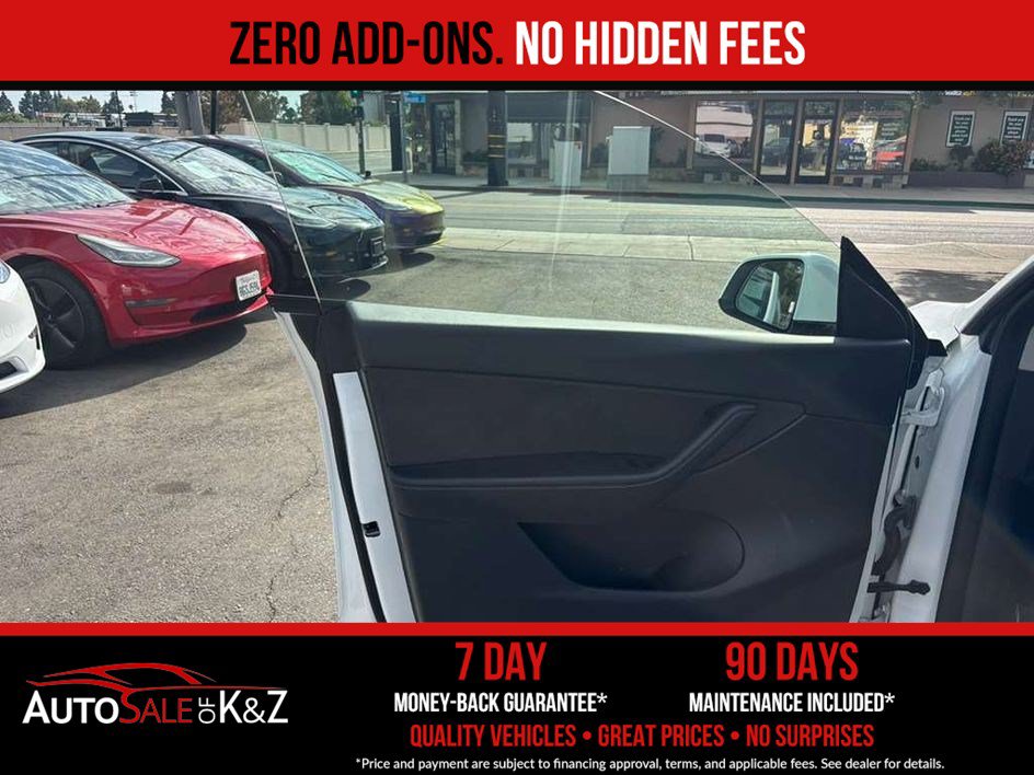 Used 2022 Tesla Model Y Long Range AWD/4WD image 25