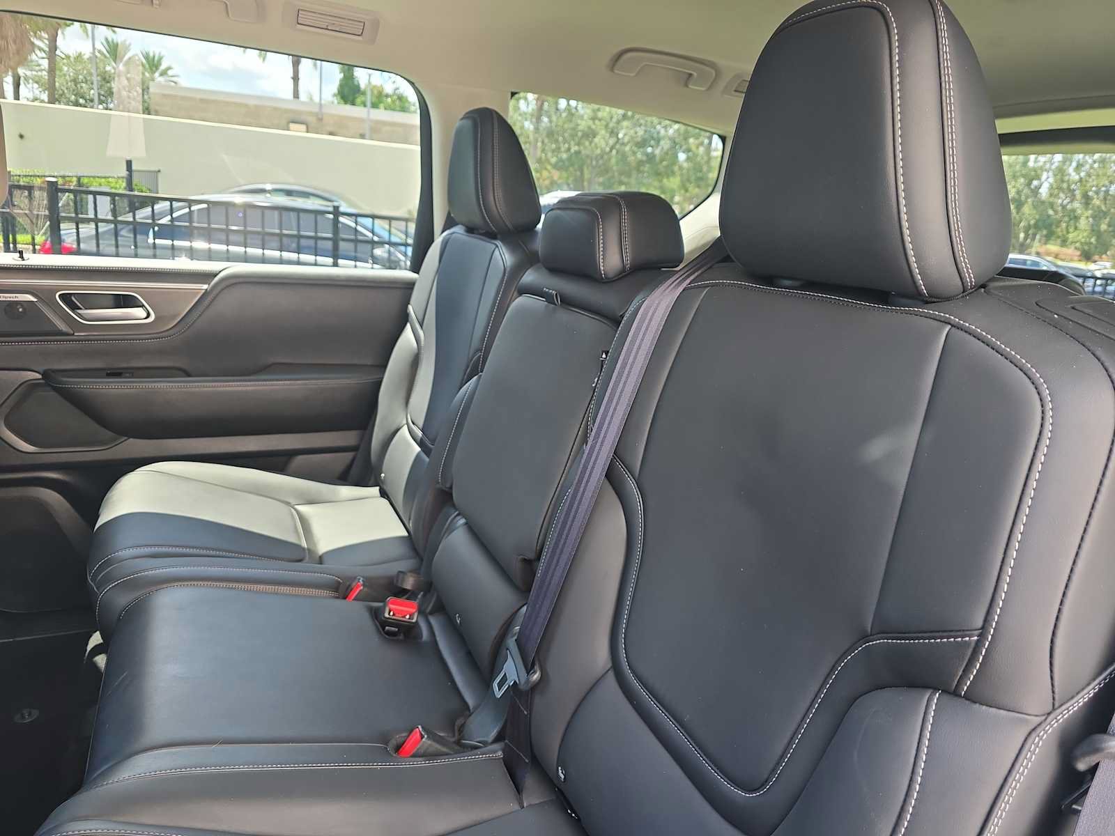 Certified 2025 INFINITI QX80 Pure RWD image 12