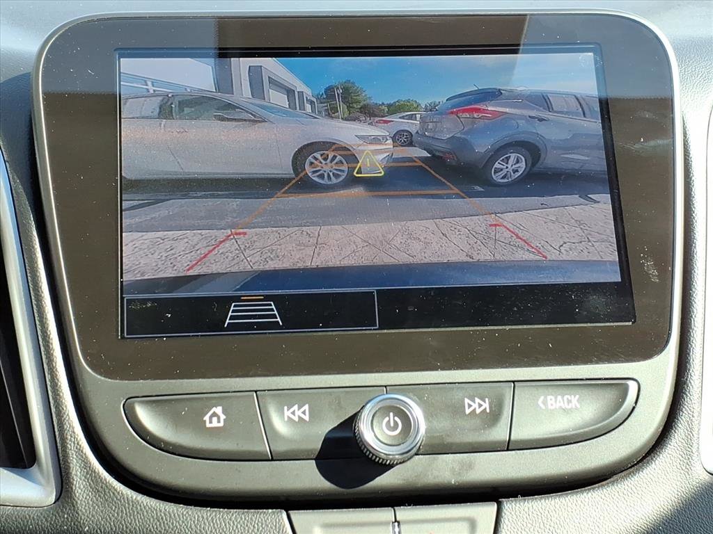 Used 2024 Chevrolet Malibu LT image 19