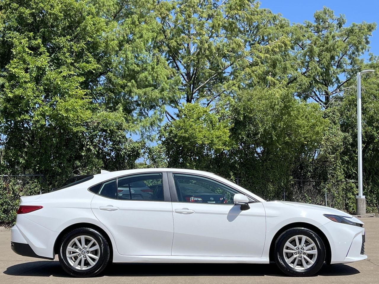 Used 2025 Toyota Camry LE FWD image 3