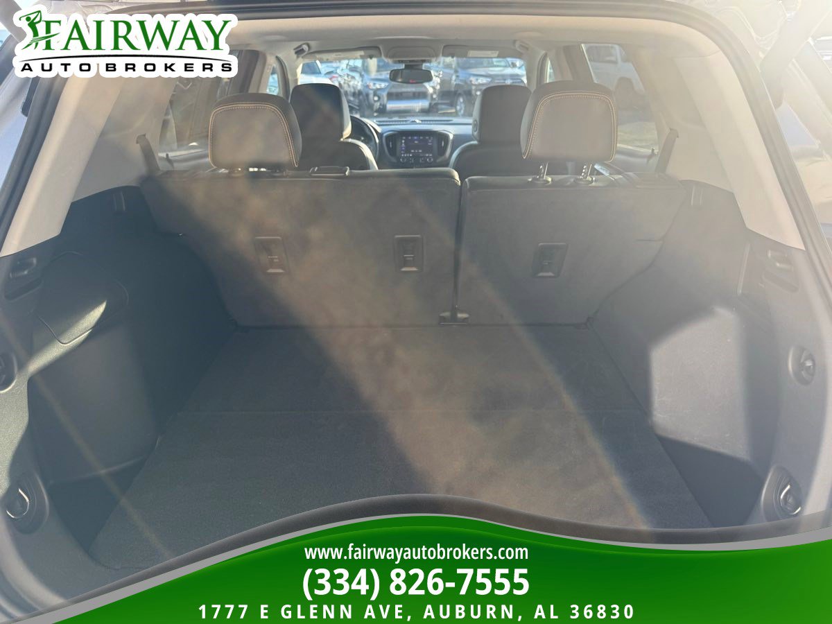 Used 2023 GMC Terrain AT4 AWD/4WD image 30