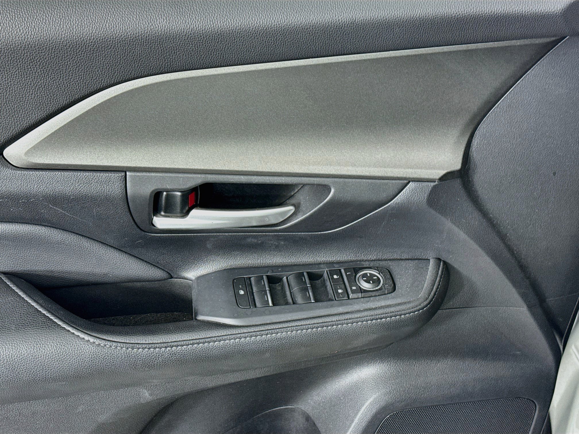 Certified 2025 Toyota Grand Highlander AWD image 17