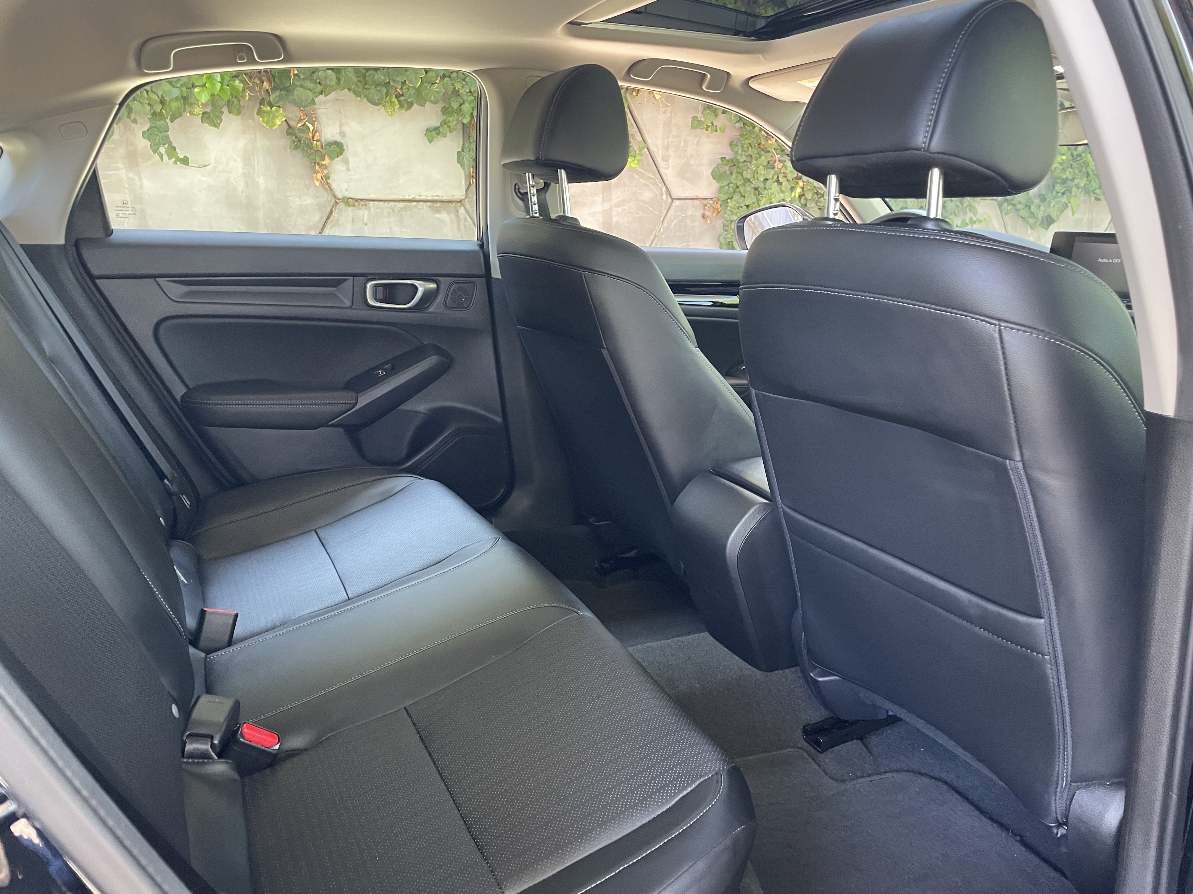 Used 2023 Honda Civic EX-L image 14