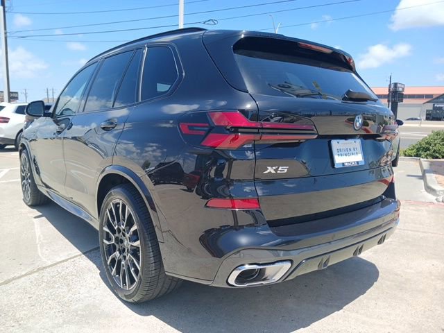 New 2026 BMW X5 xDrive50e image 8