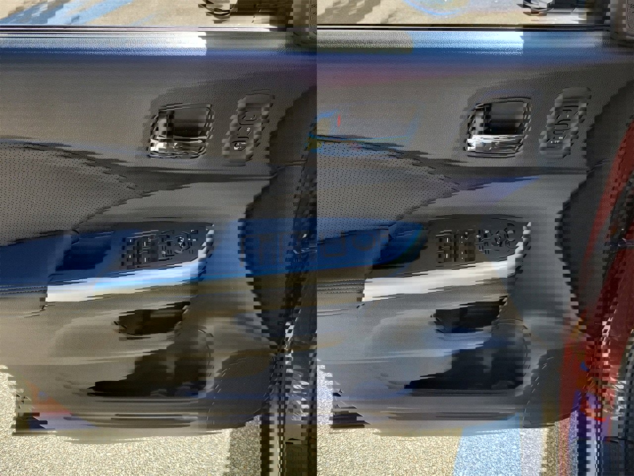 Used 2016 Honda CR-V Touring image 14