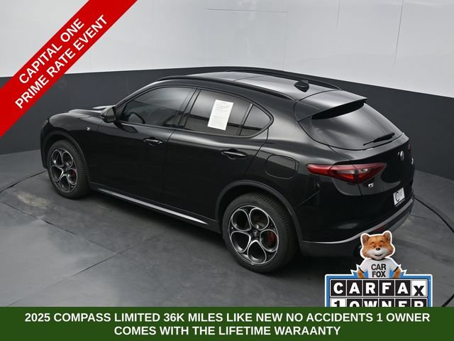Used 2022 Alfa Romeo Stelvio Ti w/ Active Assist Plus Package AWD/4WD image 48