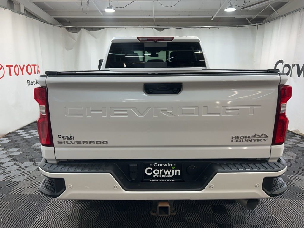Used 2022 Chevrolet Silverado 2500 High Country w/ Safety Package II image 8