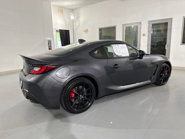 Used 2025 Toyota GR86 Premium w/ Performance Package RWD image 14