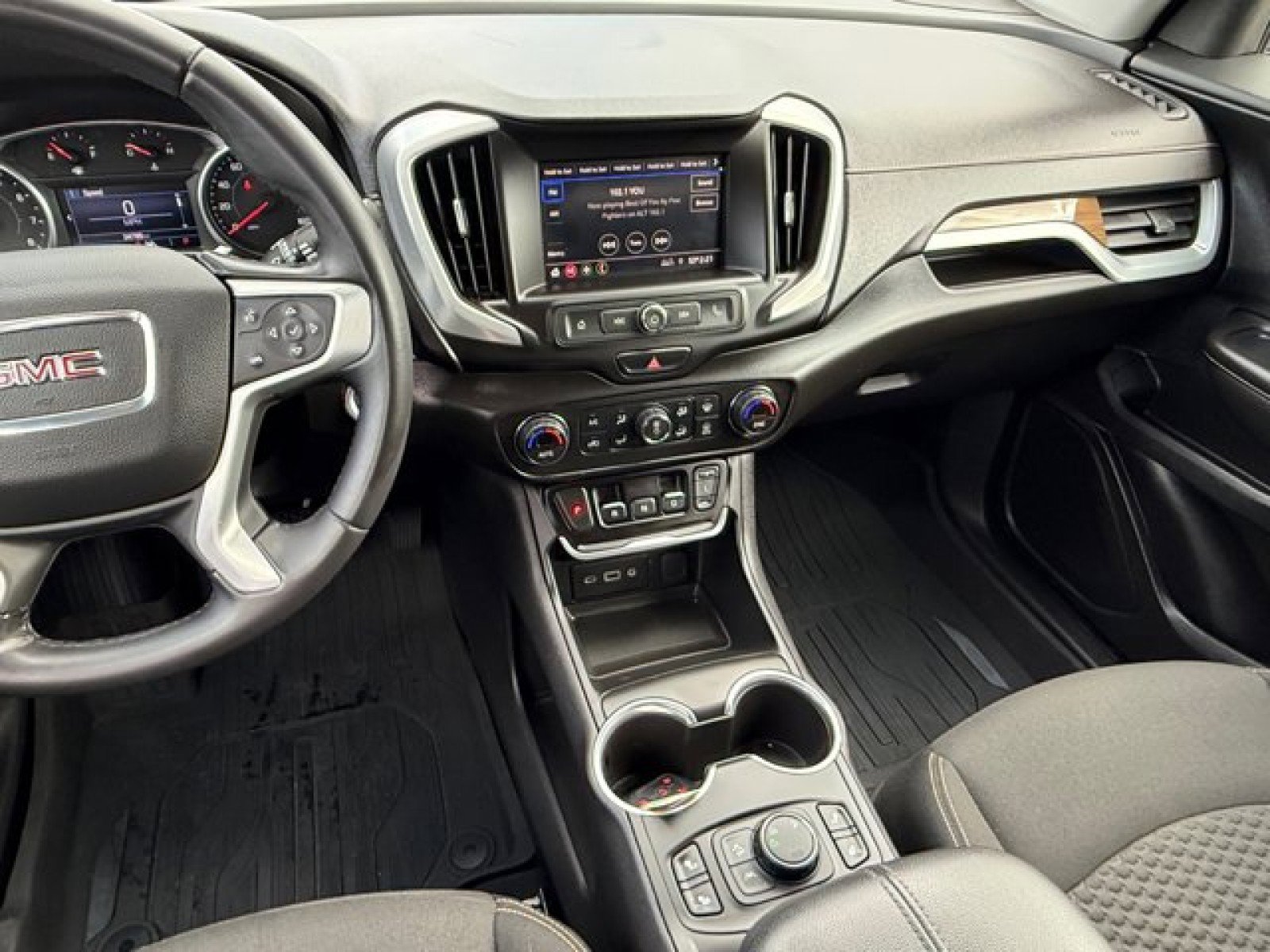 Used 2021 GMC Terrain SLE w/ Driver Convenience Package image 13