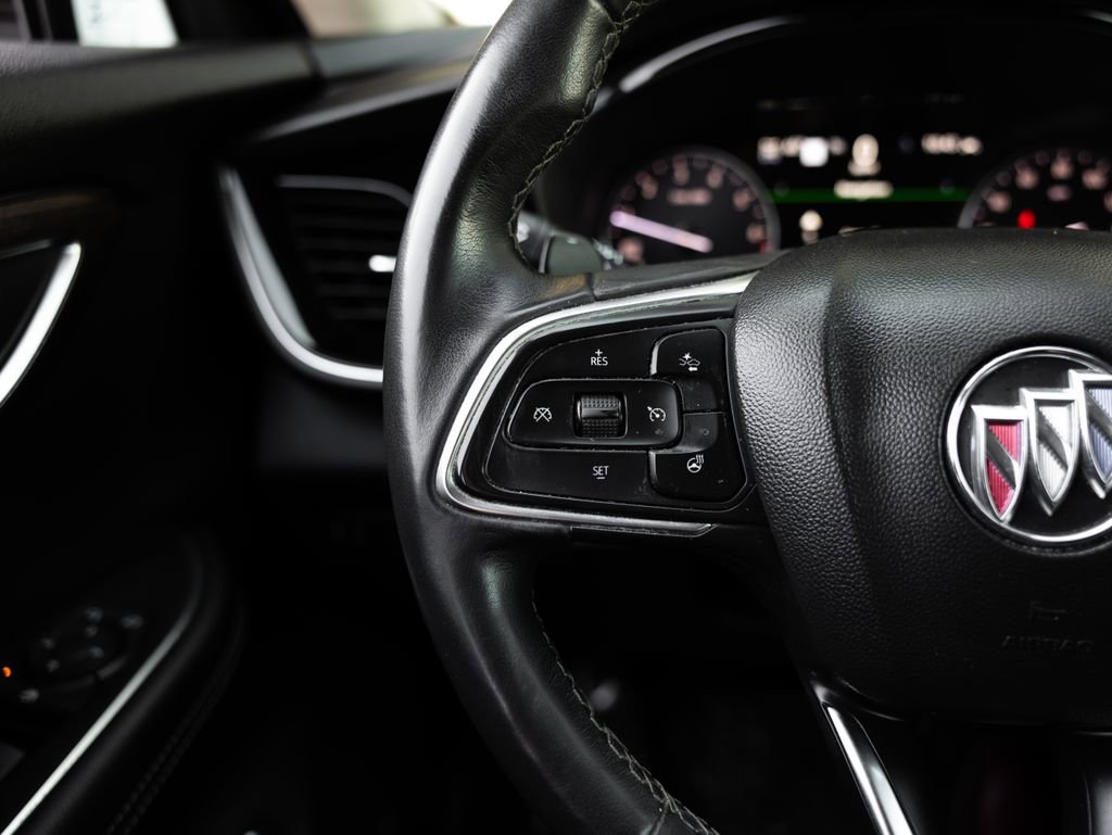 Used 2021 Buick Envision Avenir image 17