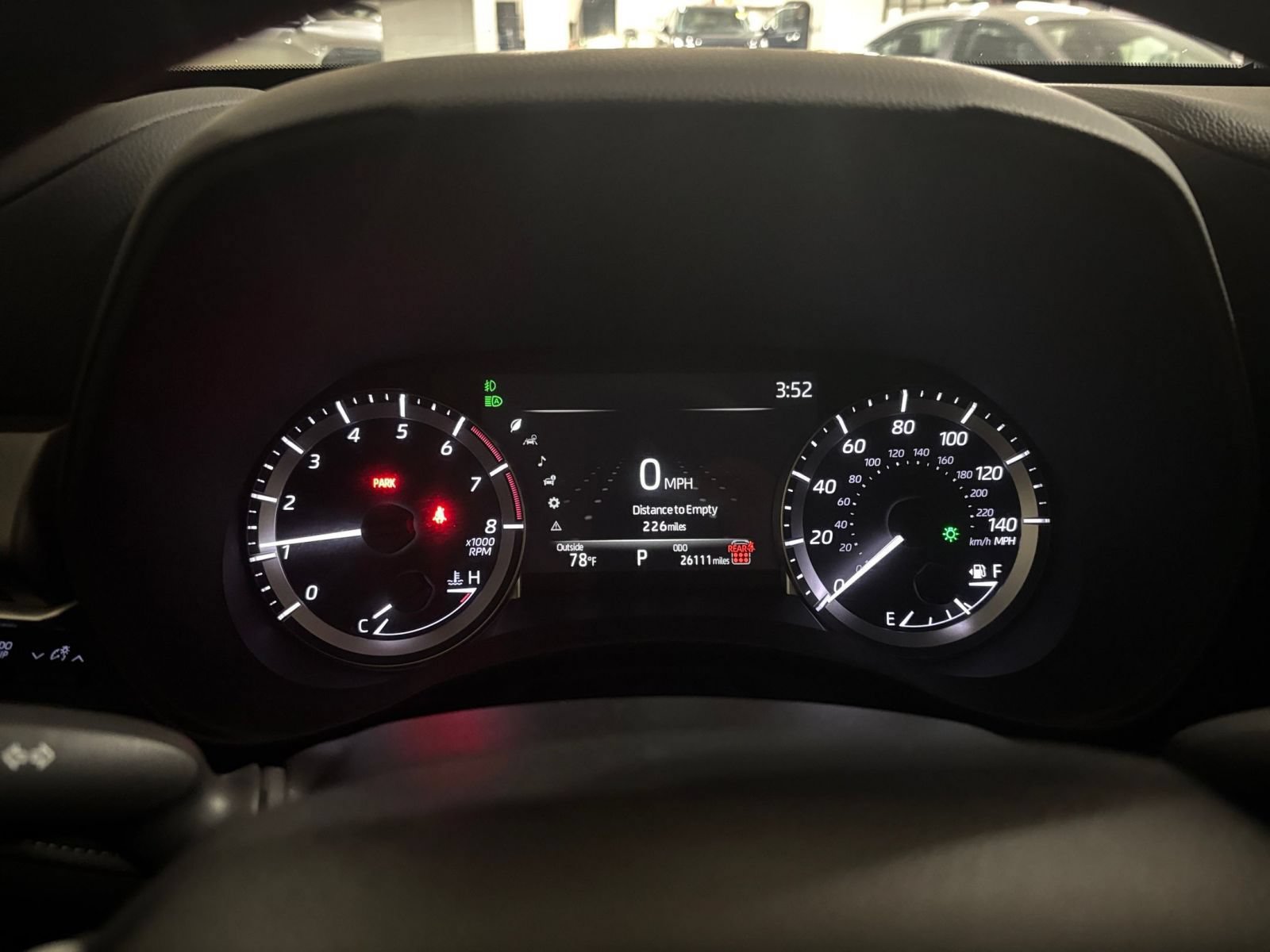 Used 2025 Toyota Highlander LE FWD image 37