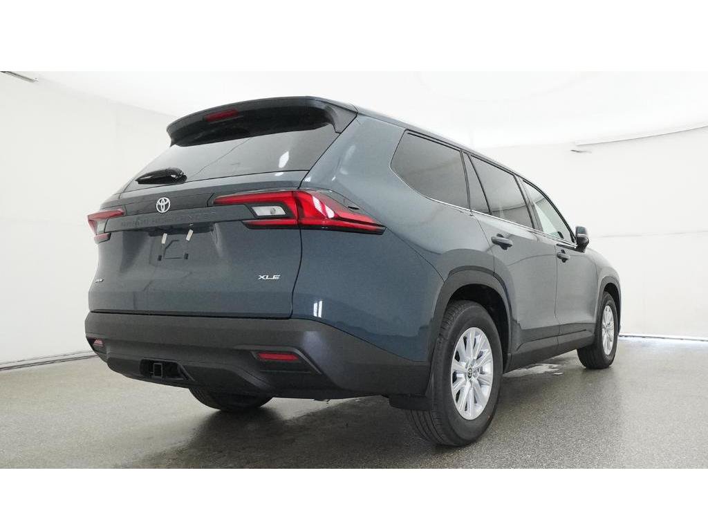New 2026 Toyota Grand Highlander XLE FWD image 24