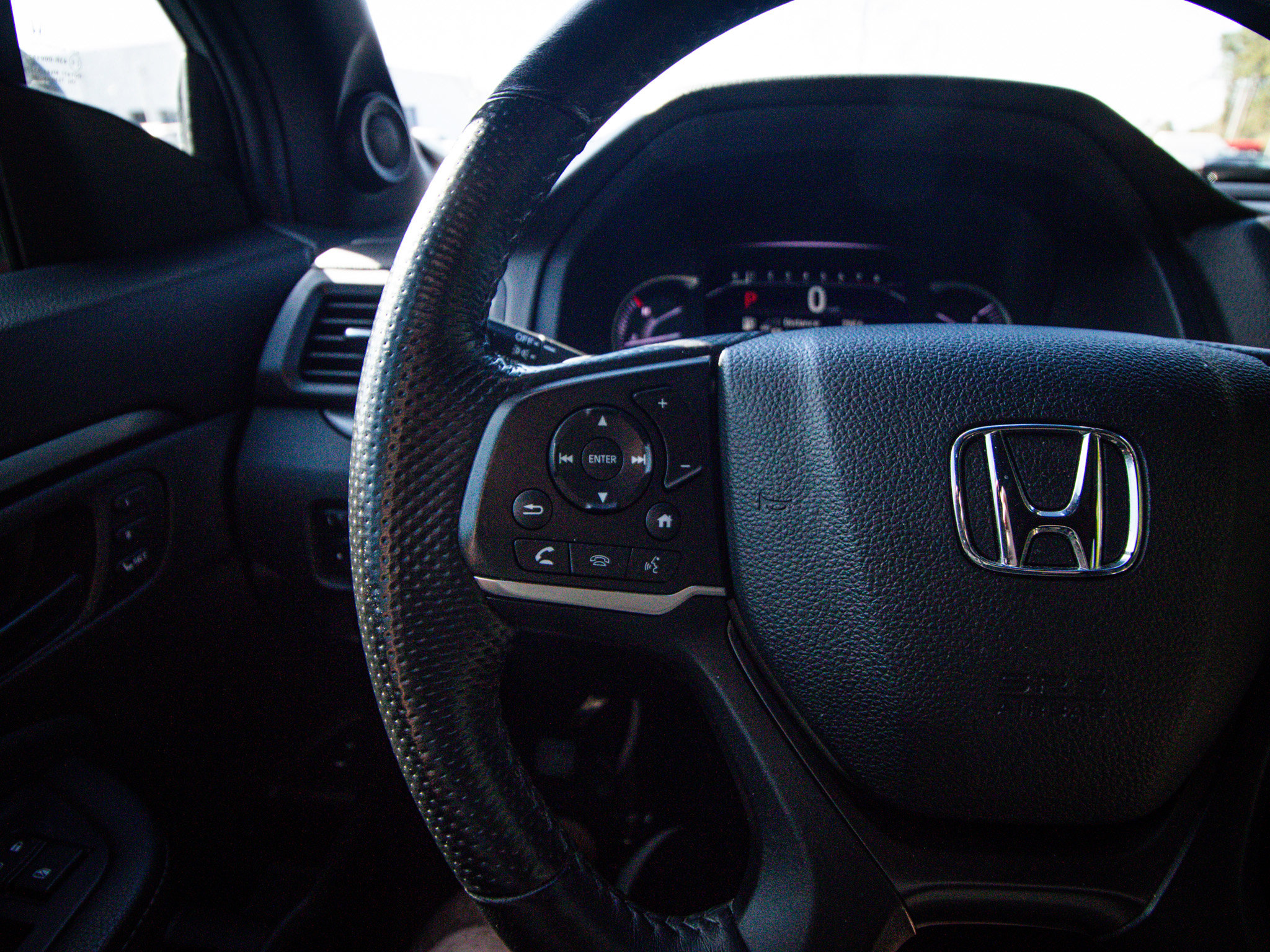 Used 2023 Honda Passport EX-L image 18