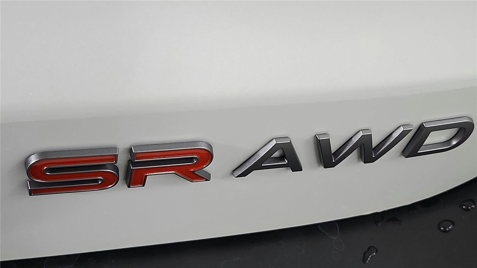 Used 2025 Nissan Kicks SR AWD/4WD image 27