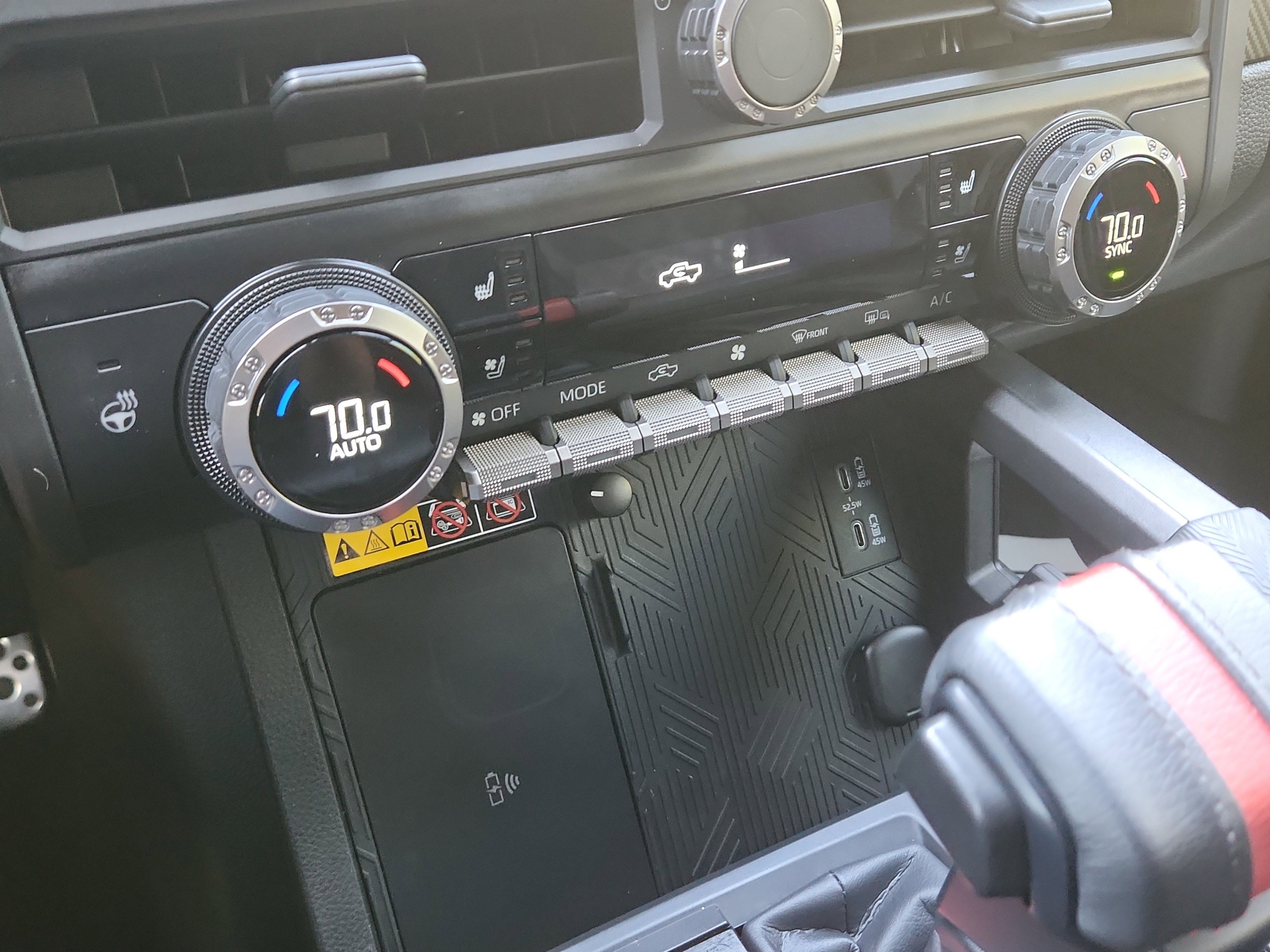 Used 2024 Toyota Tacoma TRD Pro AWD/4WD image 25