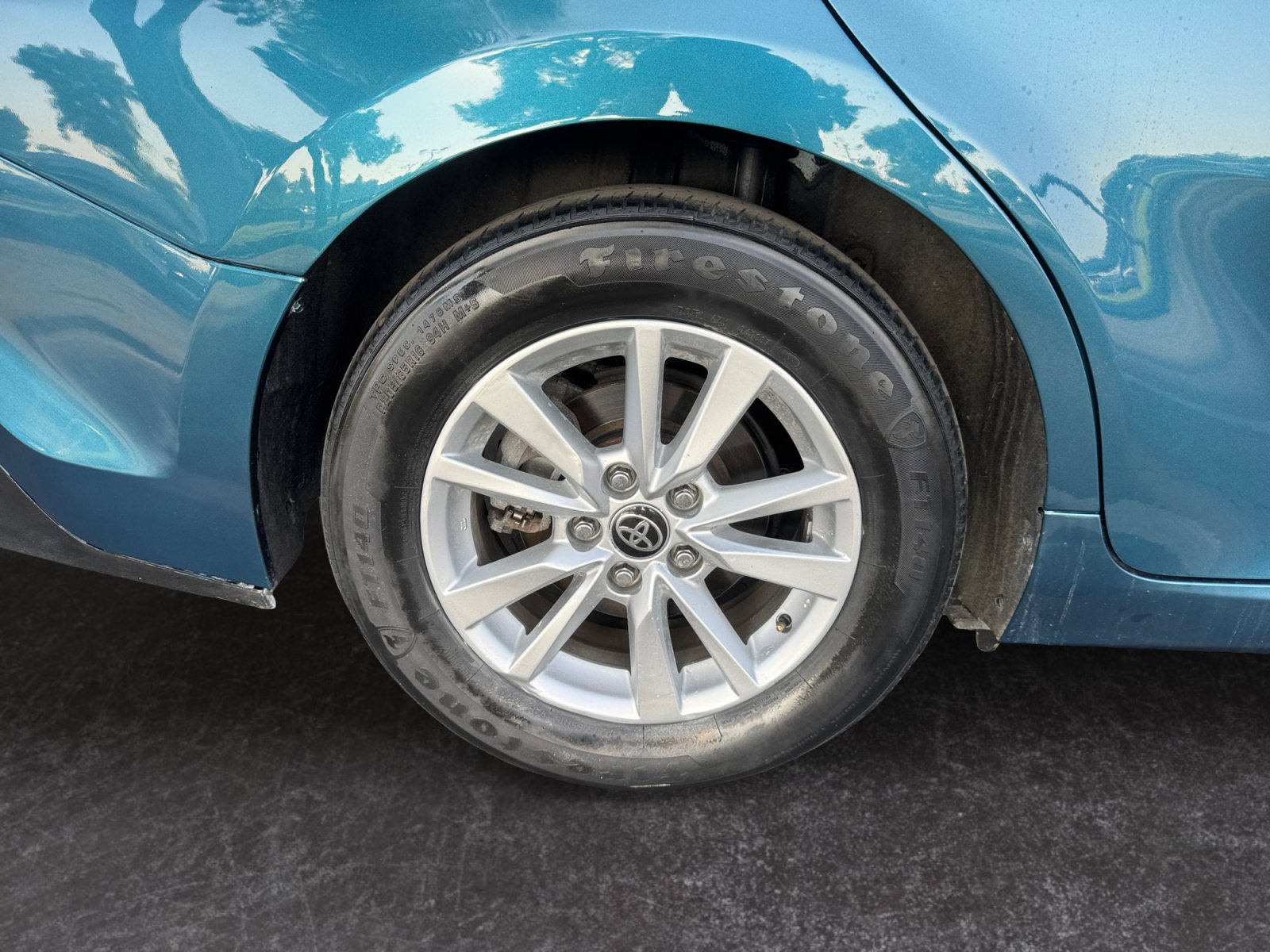 Used 2025 Toyota Camry LE FWD image 14