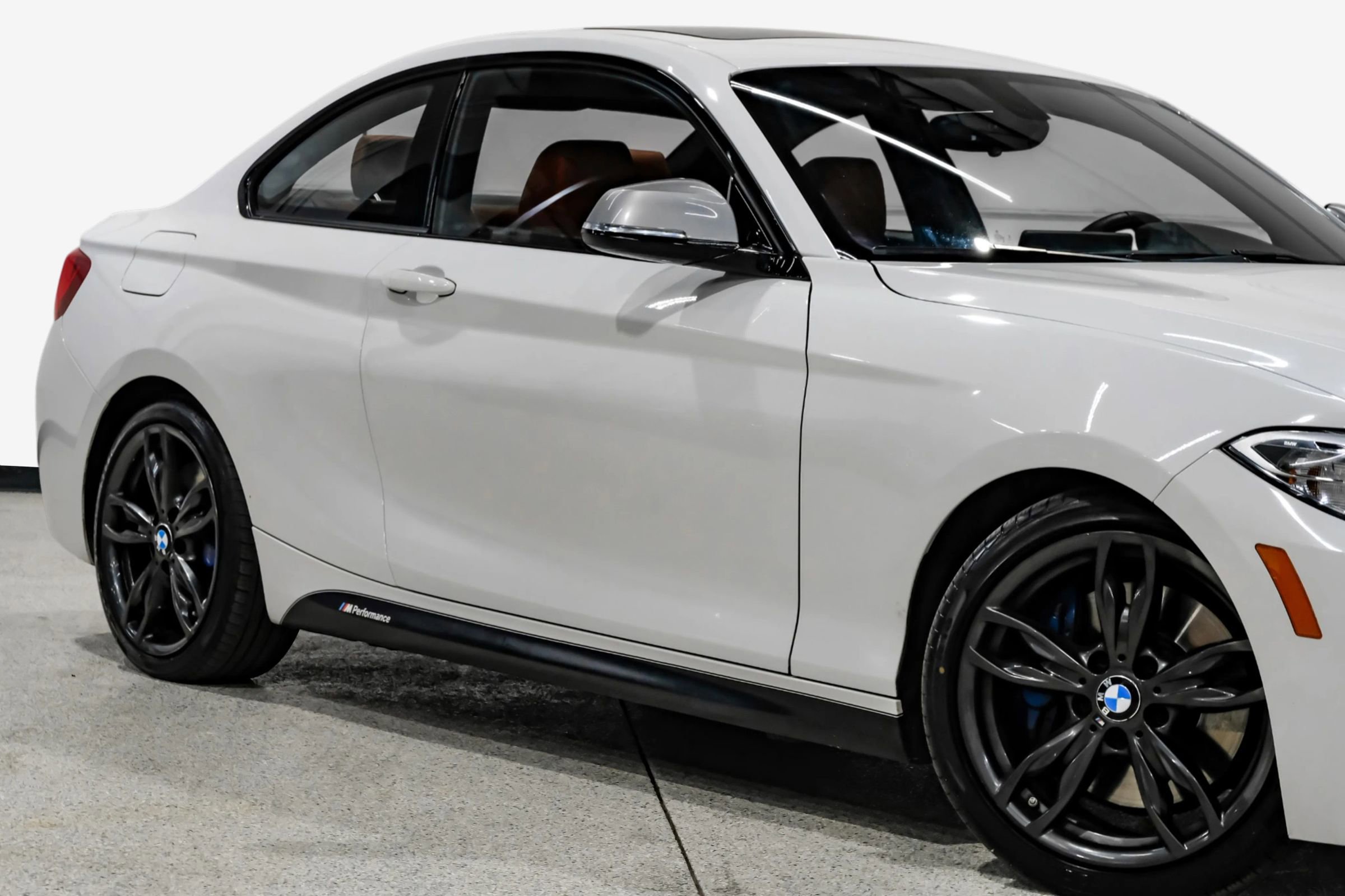 Used 2016 BMW M235i xDrive Coupe image 12