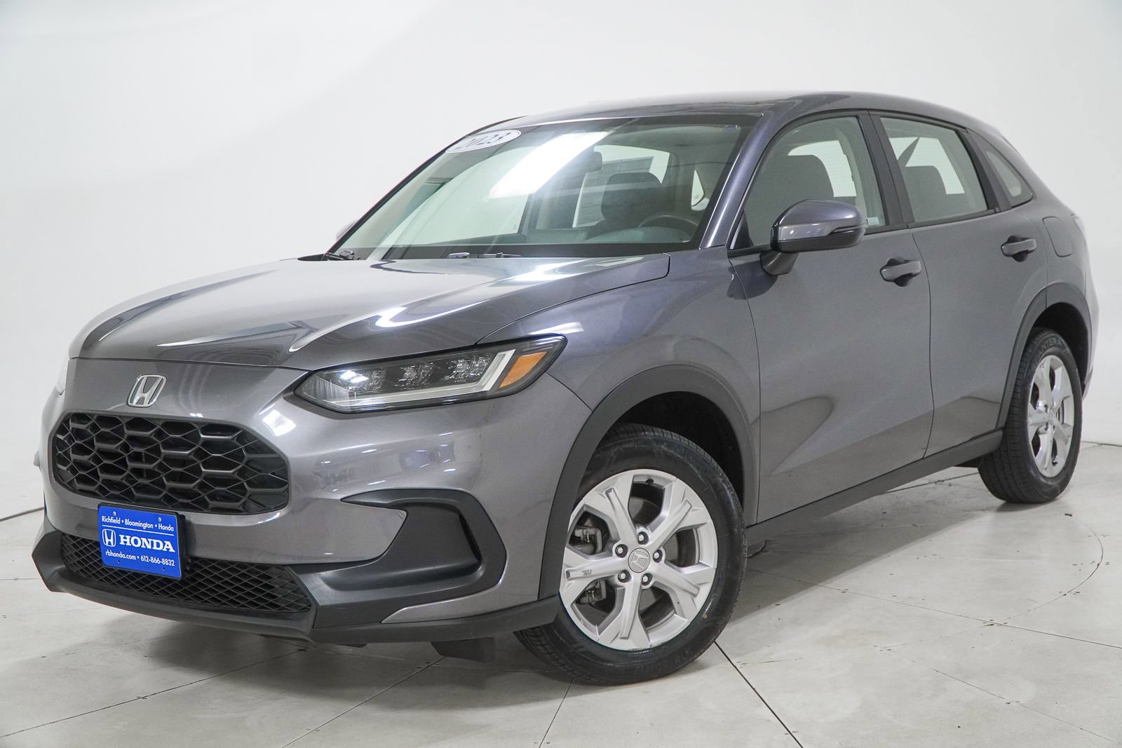 Used 2023 Honda HR-V LX image 1