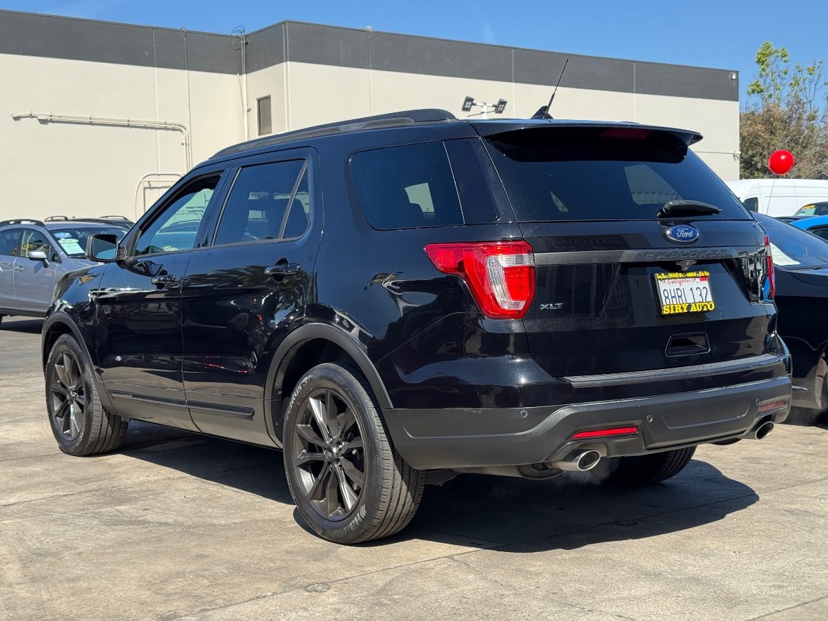 Used 2019 Ford Explorer XLT w/ Equipment Group 202A FWD image 8