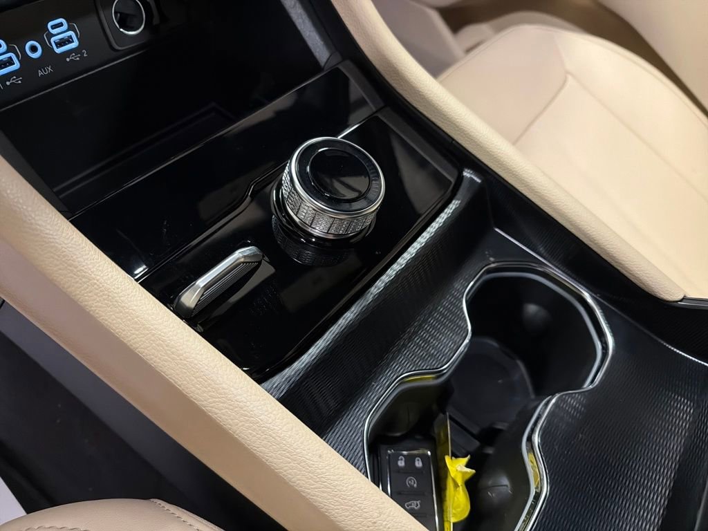 New 2026 Jeep Grand Cherokee Limited w/ Limited Altitude Package image 16