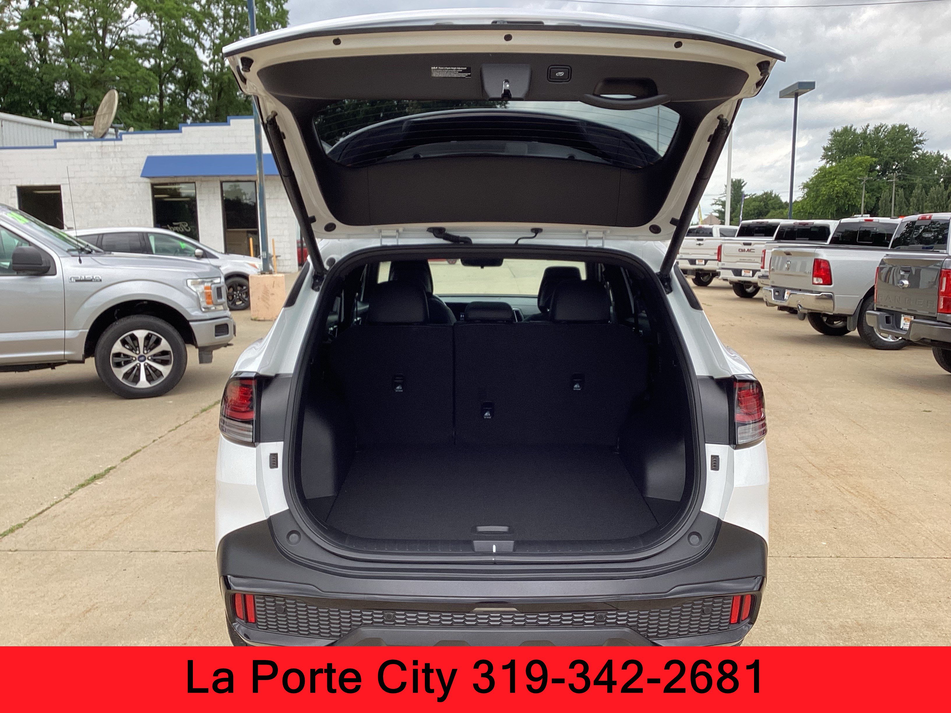 Used 2025 Kia Sportage X-Line w/ Premium Package AWD/4WD image 20