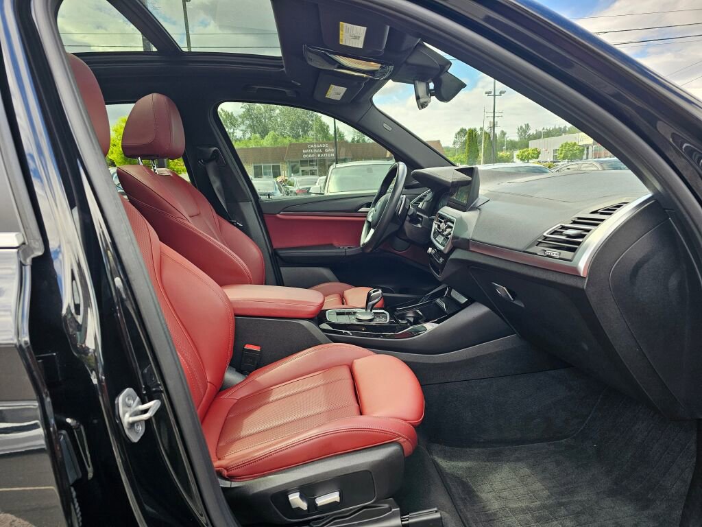 Used 2022 BMW X3 xDrive30i AWD/4WD image 10
