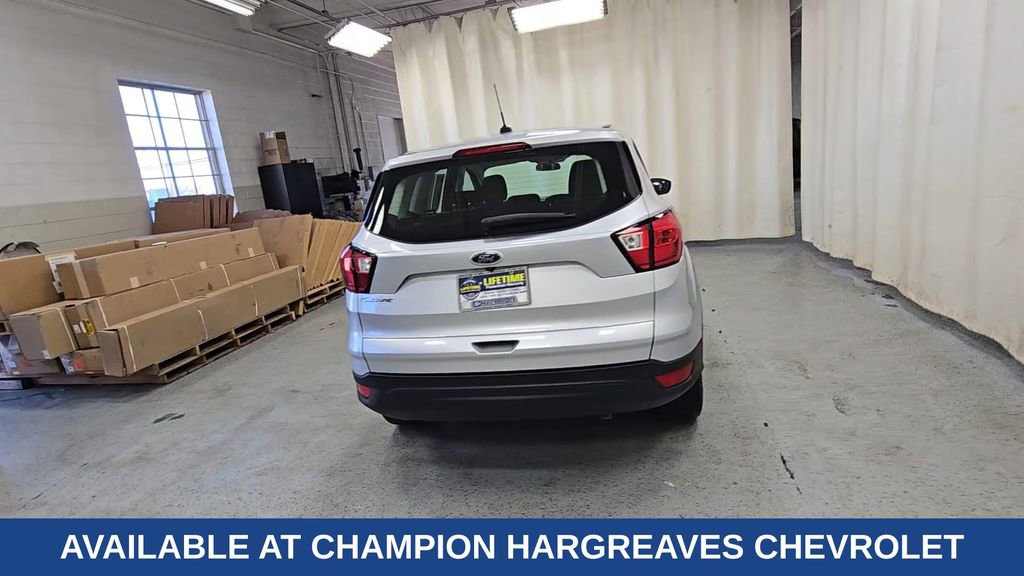 Used 2019 Ford Escape S image 11
