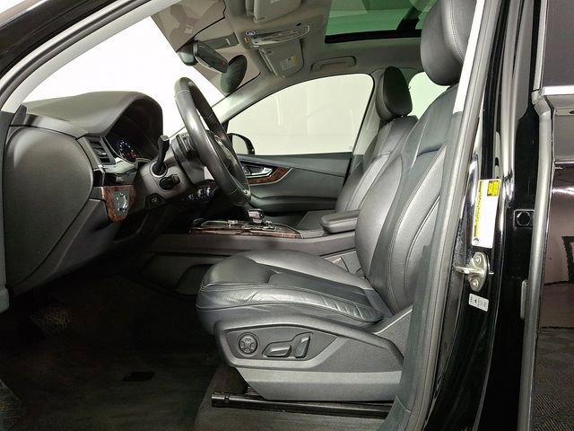 Used 2018 Audi Q7 3.0T Premium Plus image 16