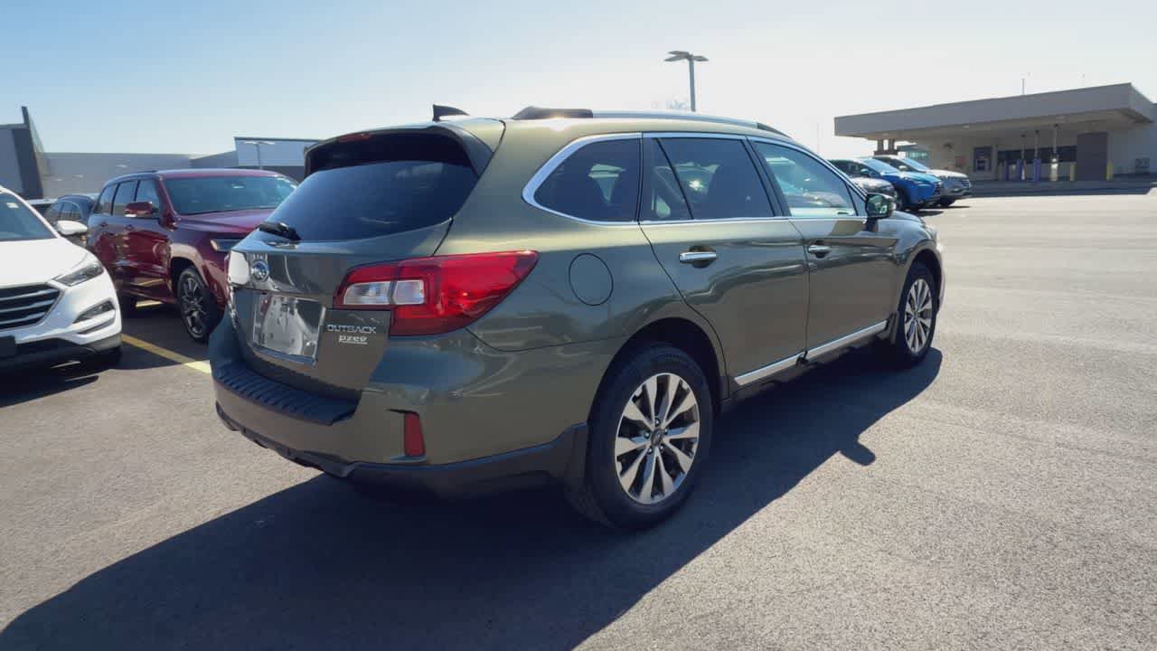 Used 2017 Subaru Outback 2.5i Touring w/ Popular Package #5A AWD/4WD image 8