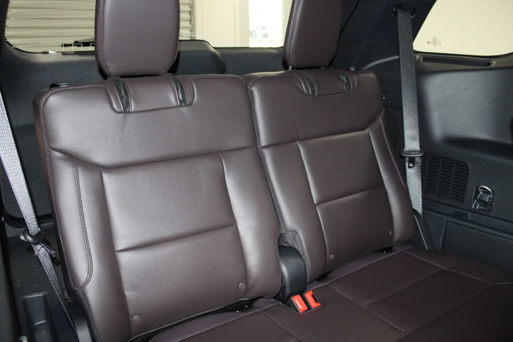 New 2026 Ford Explorer Platinum RWD image 35