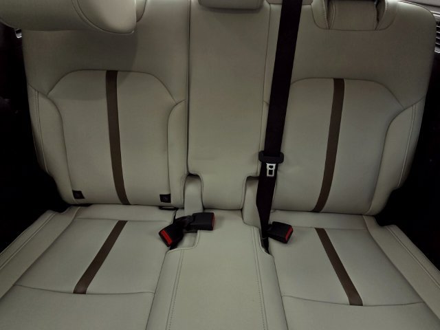 Used 2026 MAZDA CX-90 Plug-In Hybrid w/ Premium Plus AWD/4WD image 17