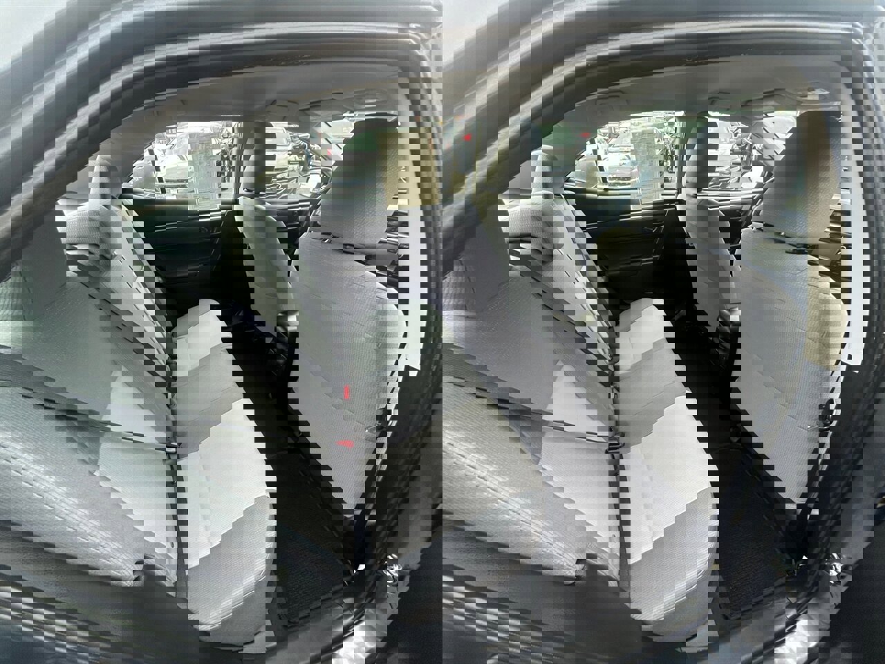 Used 2016 Toyota Corolla L image 16