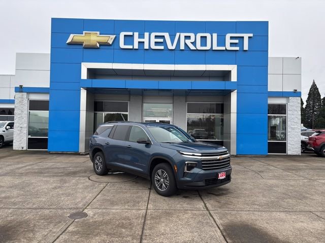 New 2026 Chevrolet Traverse LT w/ Driver Confidence Package image 1