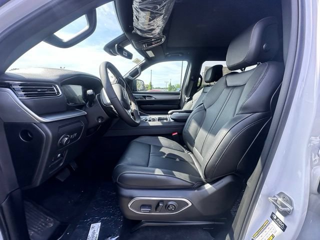 New 2026 Jeep Grand Wagoneer 4WD image 24