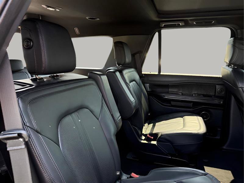 Used 2020 Ford Expedition Limited w/ Special Edition Package RWD image 38