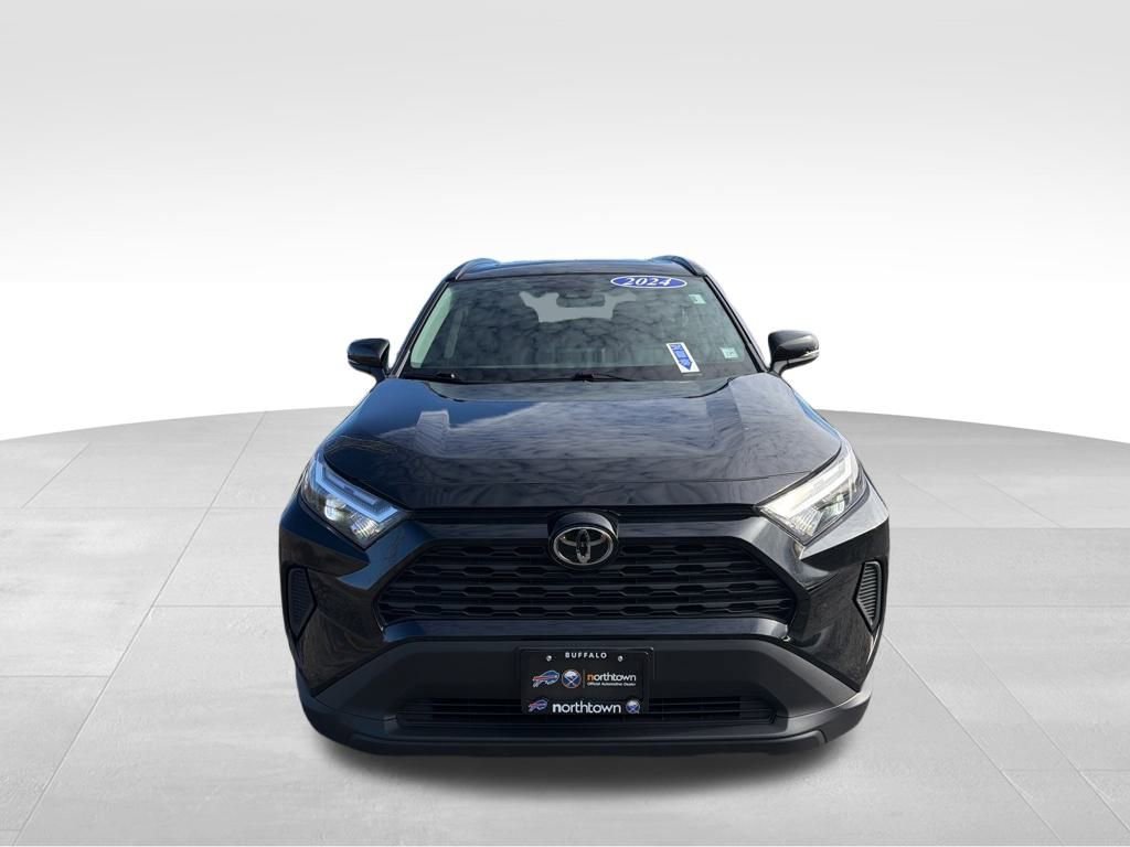 Used 2024 Toyota RAV4 XLE image 17