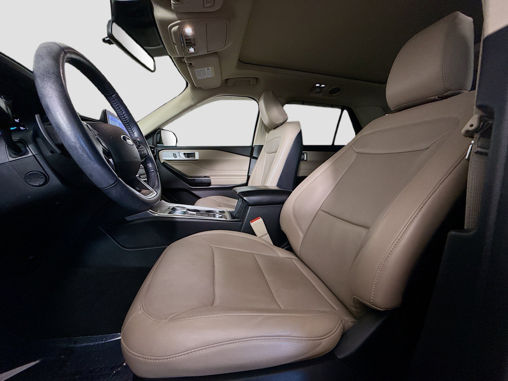 Used 2020 Ford Explorer Limited image 22