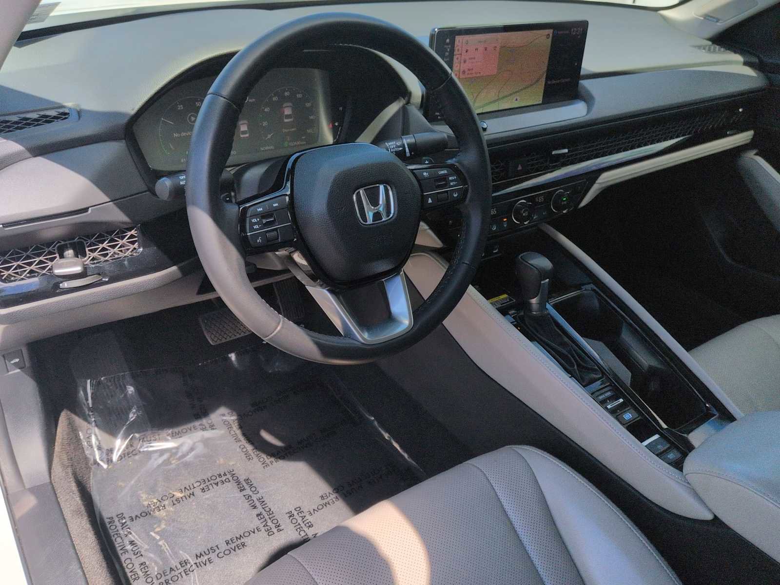 Used 2024 Honda Accord Touring image 10