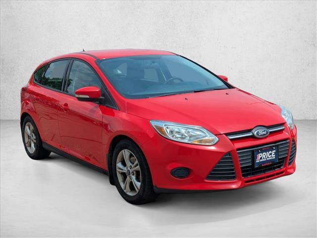 Used 2014 Ford Focus SE w/ SE Winter Package FWD video 3