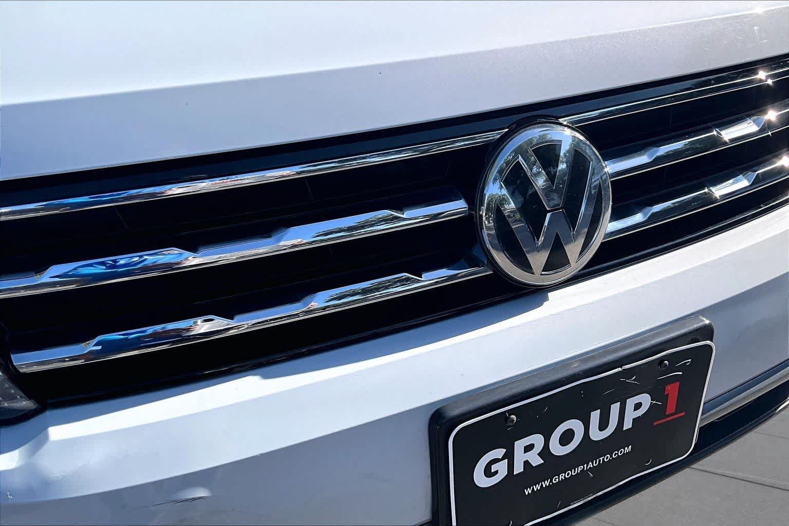 Used 2018 Volkswagen Tiguan SE FWD image 32