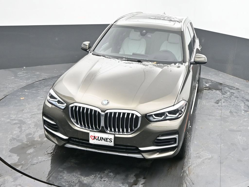 Used 2023 BMW X5 xDrive40i w/ Premium Package image 34